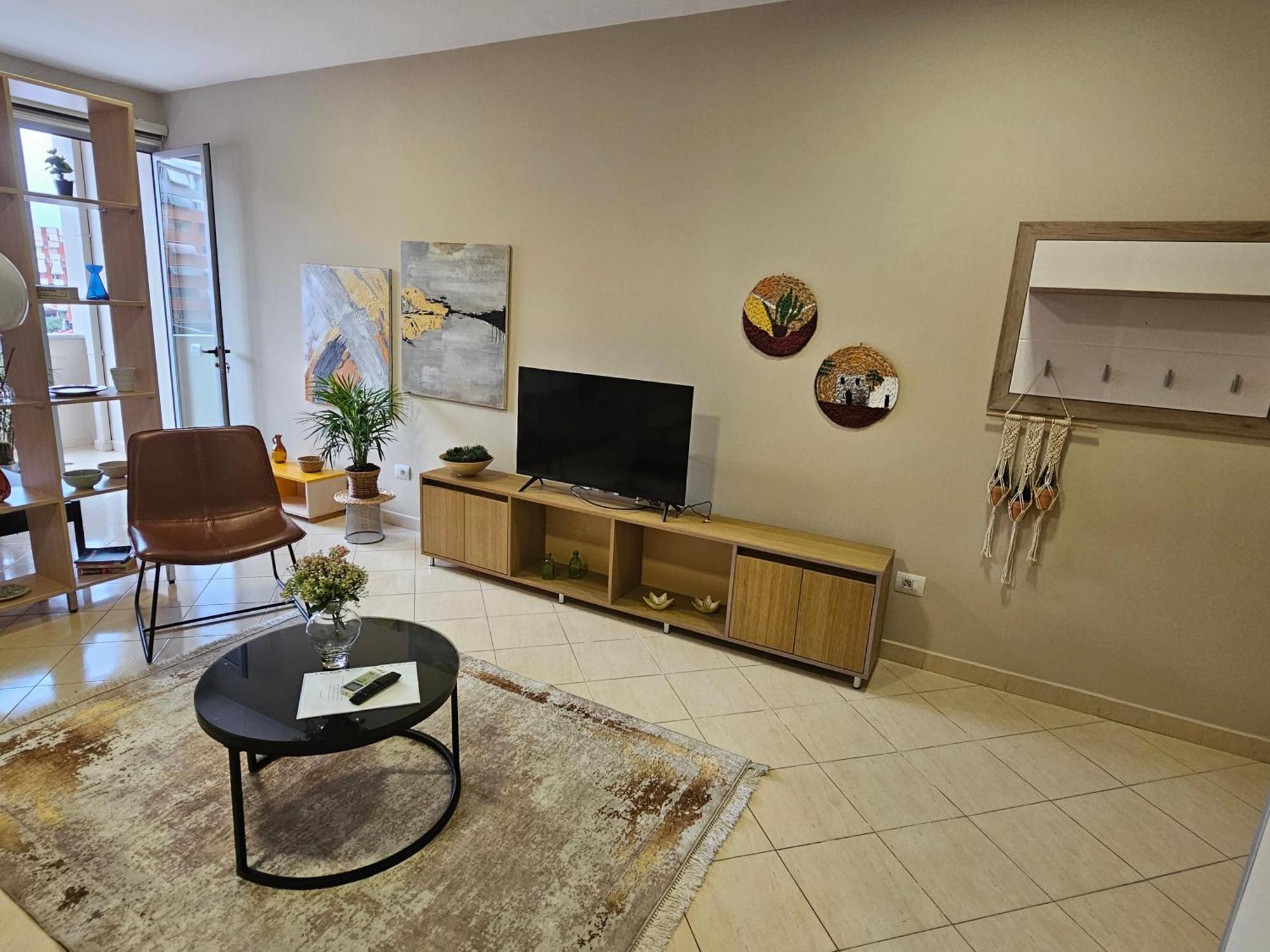 Apartament Center 12