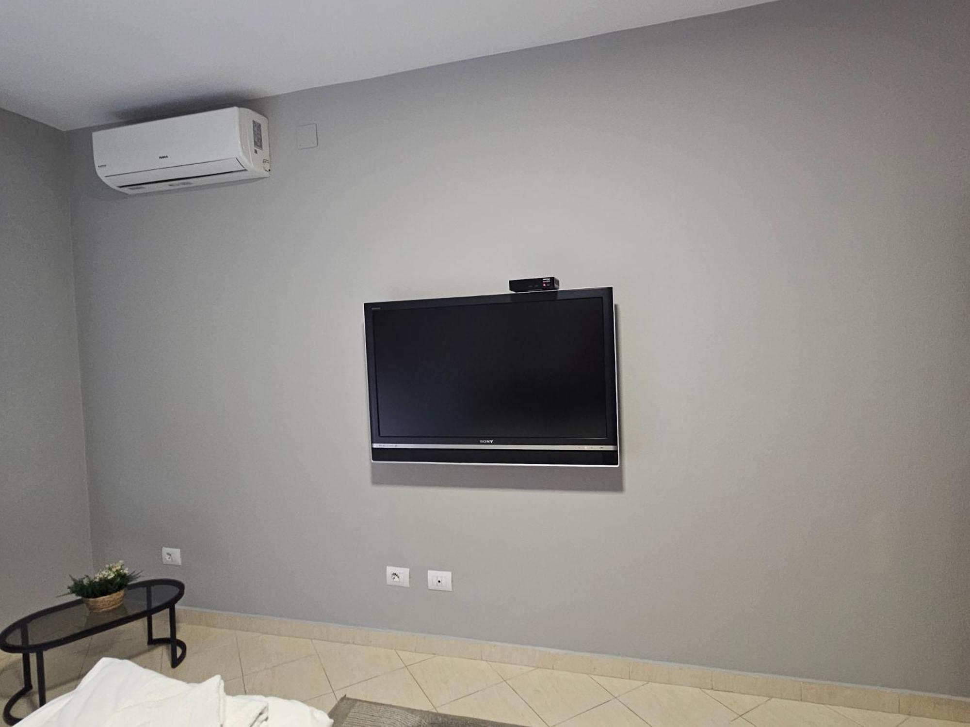 Center 12 Tirana